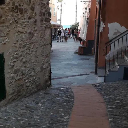 Incantevole E Tranquillo Borgo Storico Sul Mare Lejlighed