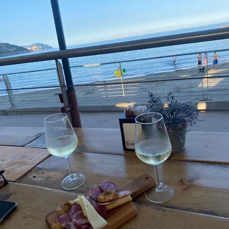 Incantevole E Tranquillo Borgo Storico Sul Mare アパート サン・ロレンツォ・アル・マーレ